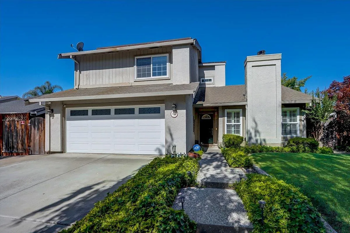 9267 Orinda Way photo 1