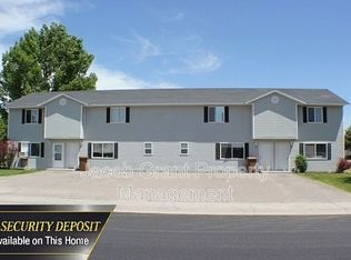 4946 Cole St APT 1, Chubbuck, ID 83202