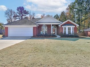 9150 Garrett Lake Dr, Midland, GA 31820