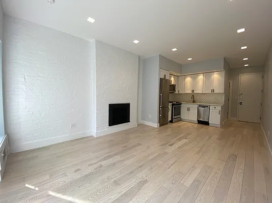 Rented by Corcoran | media 7