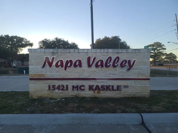 11135 Beverley Park St, Sugar Land, TX 77498