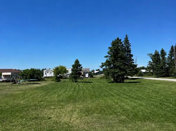 N Manila St, Pickford, MI 49774