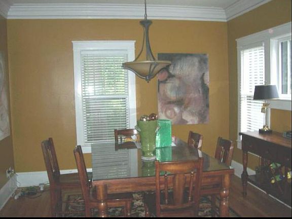 4th image of 304 Caplewood Dr