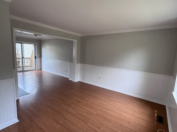 22 Chamberlain St, New Haven, CT 06512