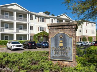 215 Valencia Ct UNIT 101, Wilmington, NC 28412