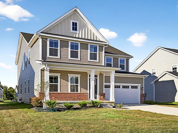 3rd image of 103 Cameo Woods Dr