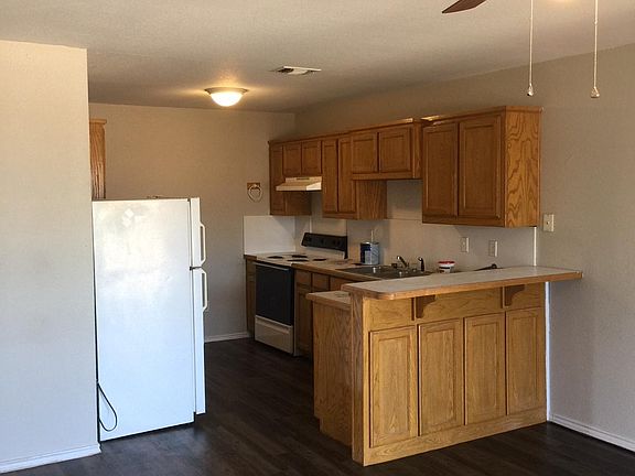 3rd image of 504 W Franklin St APT 103