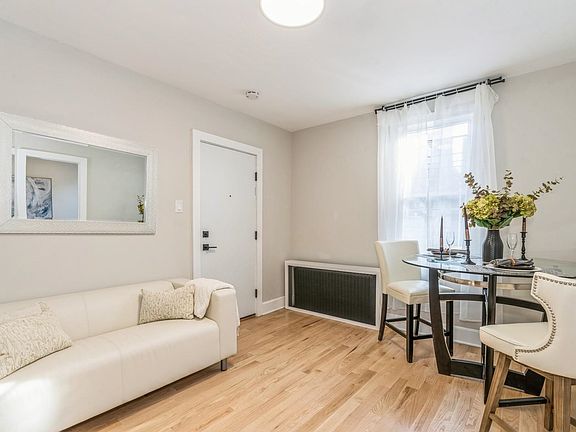 3rd image of 44 Hopkins Ave