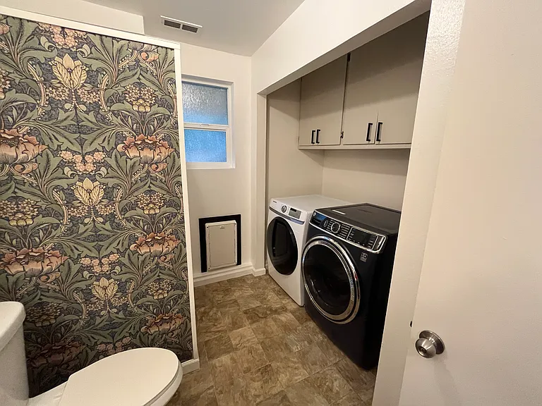 988 SW Inglewood Ln — Photo 19