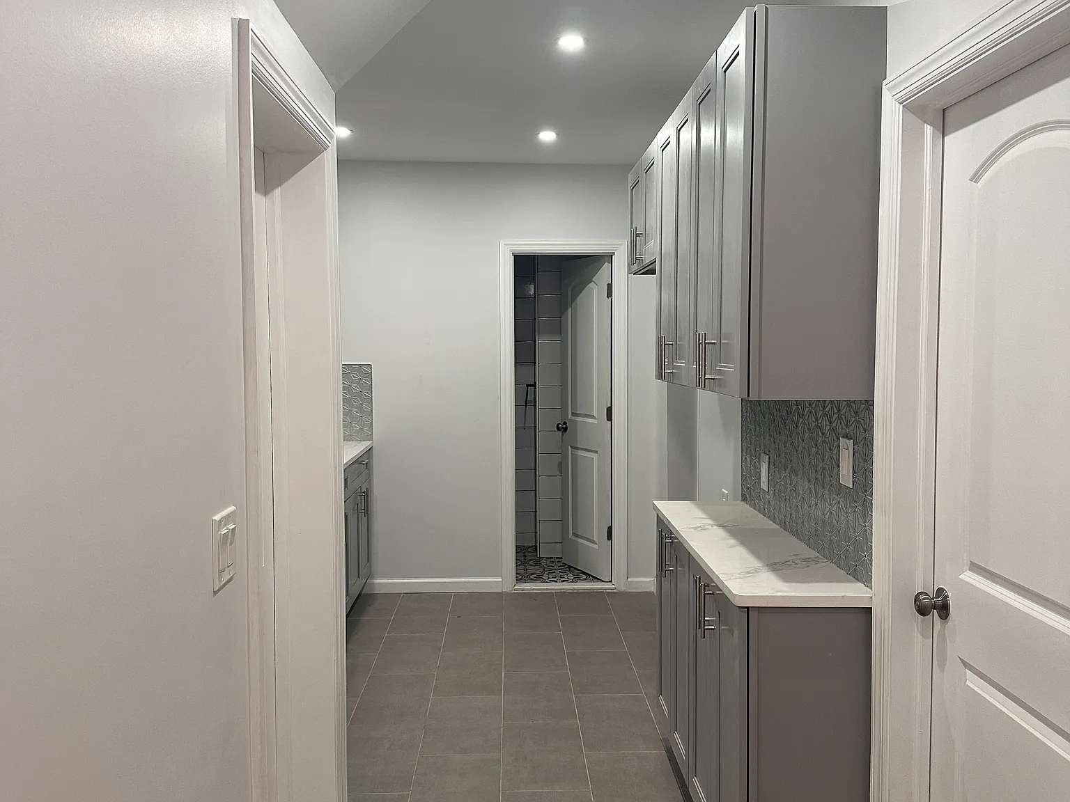2 bed, $2,600 — Photo 1