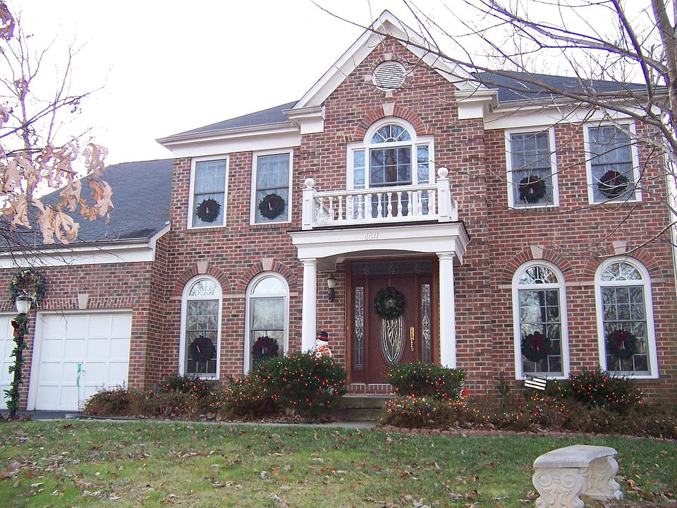 Lovely Home on Wooded Lot