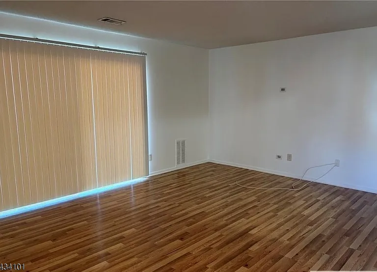 2513 Lighthouse Ln — Photo 3