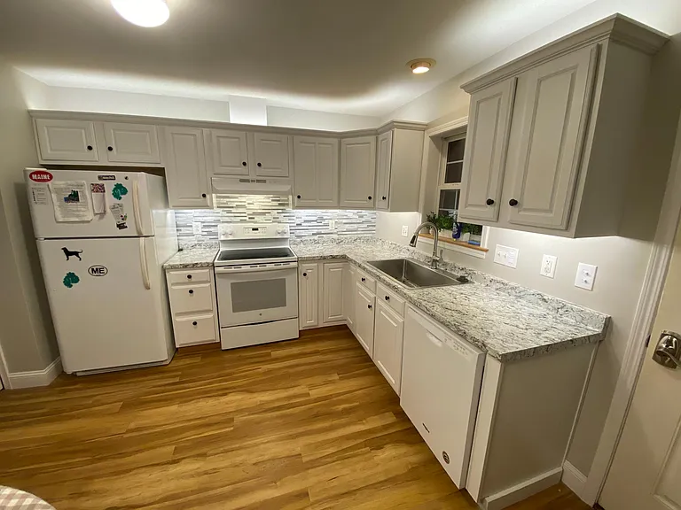 424 Main St — Photo 4