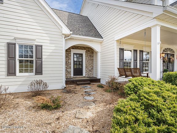 5th image of 5903 Mount Pleasant Rd