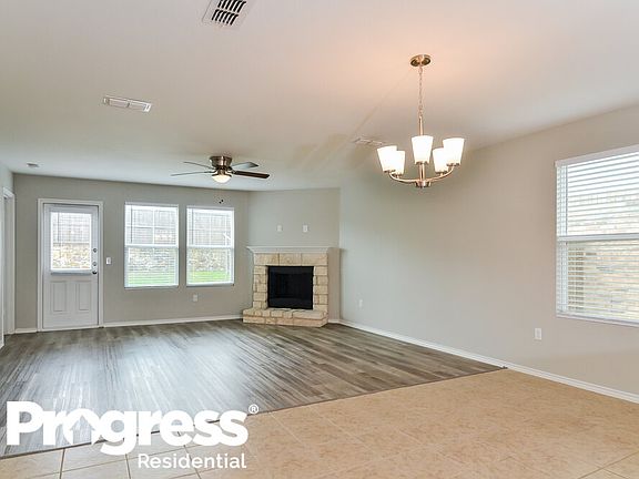 5th image of 1704 Trace Dr
