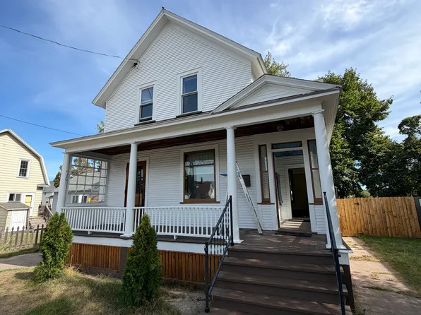 1628 Fitch Ave, Marquette, MI 49855
