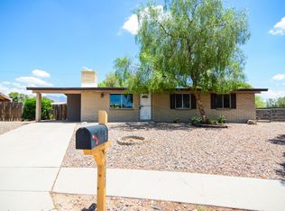 7940 N Casimir Pulaski Ave, Sahuarita, AZ 85741