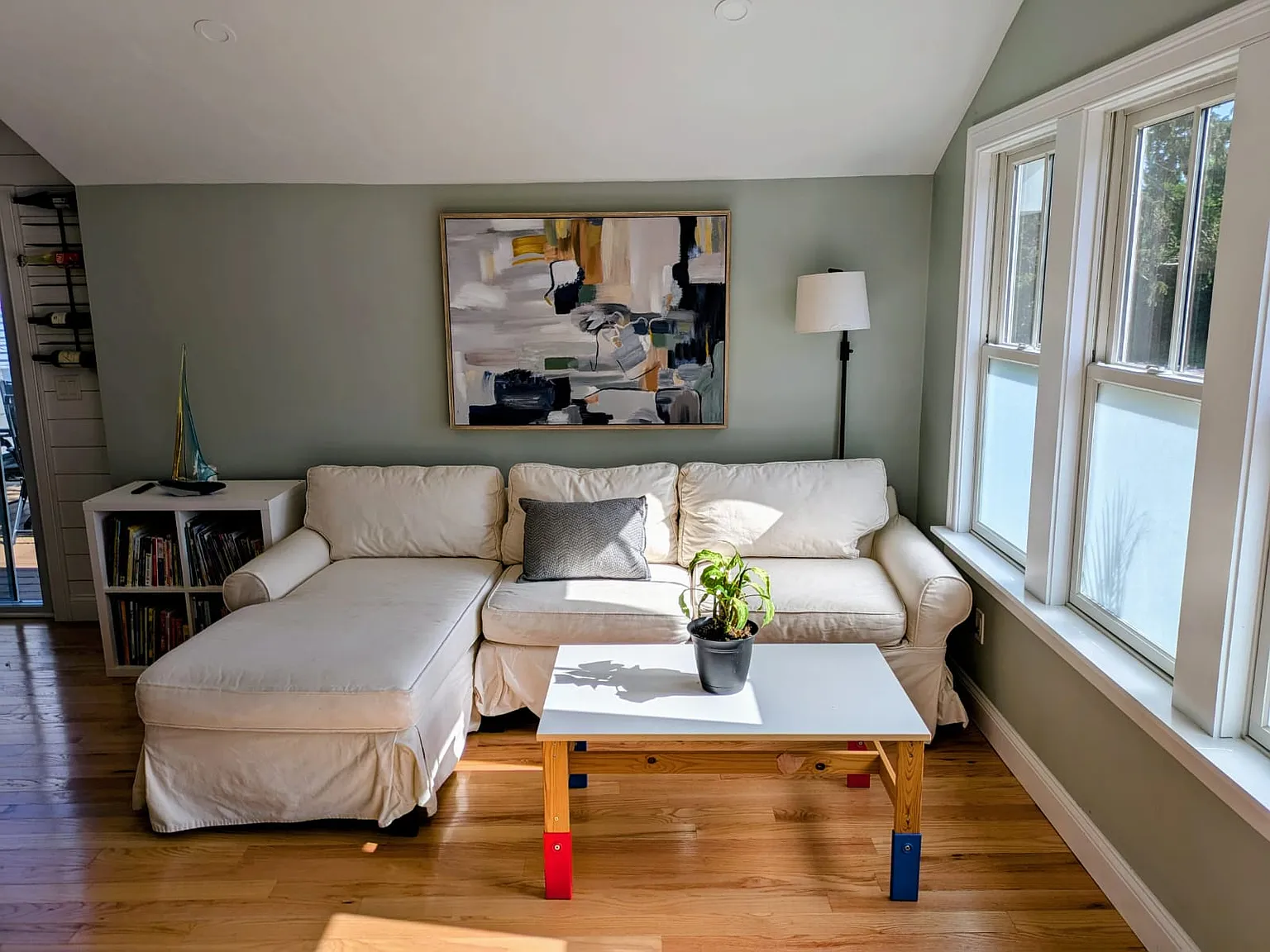 2 bed, 904 sqft, $2,000 — Photo 2