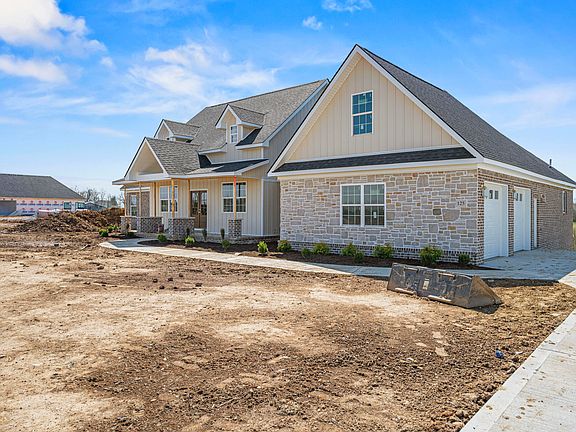 2nd image of 125 Three Forks Rd