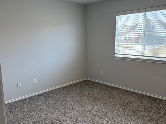 5th image of 2808 Taddy Rd