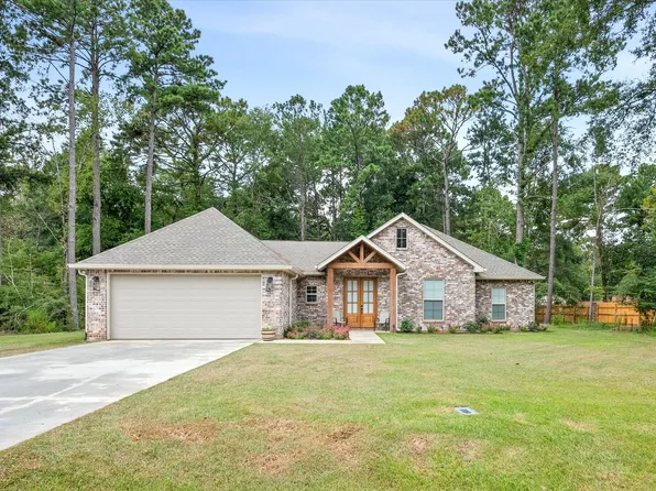 68 Fair Lake Dr, Hattiesburg, MS 39402