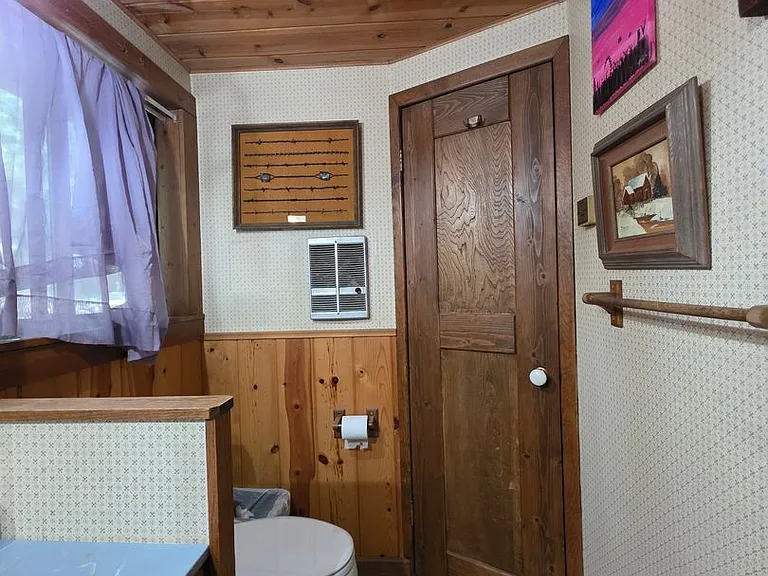 7068 Sandy Crk — Photo 17