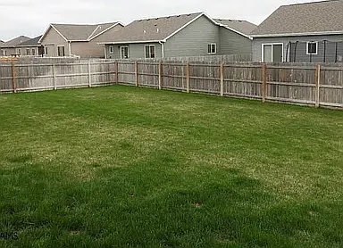 4 bed, 2300 sqft, $3,300 — Photo 2