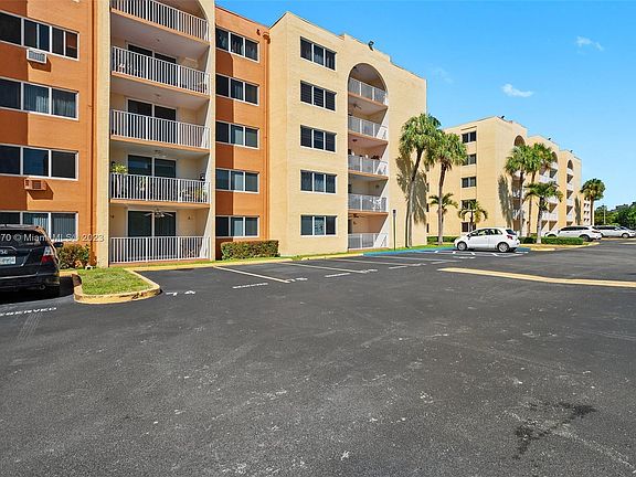 2nd image of 6980 NW 186th St APT 3-419