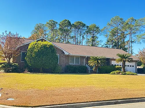 2243 Oakgrove Cir Photo 1