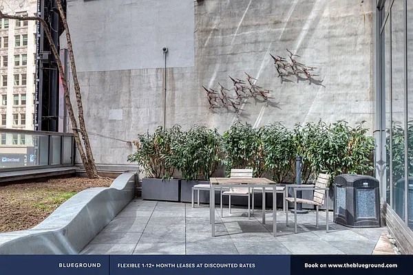 Rented by The Blueground | media 15