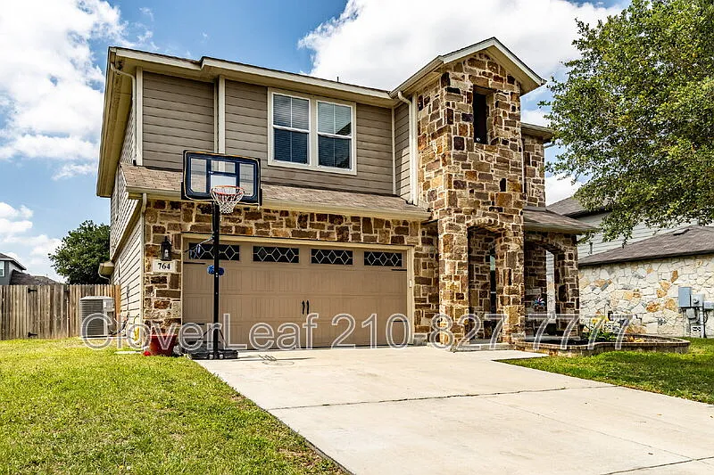 4 bed, 3.5 bath, 3114 sqft, $2,397 — Photo 1