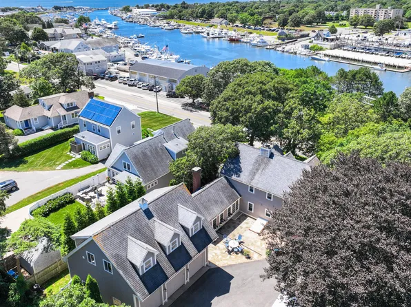 70 Falmouth Heights Road, Falmouth, MA 02540