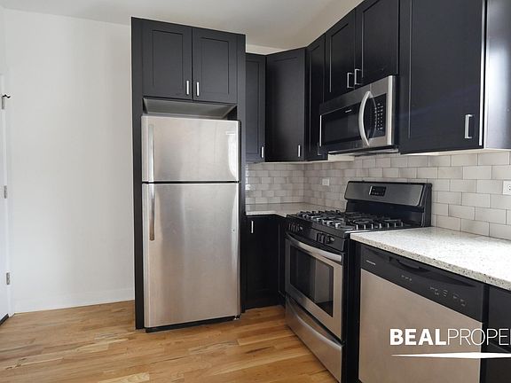 5th image of 2203 W Eastwood Ave #2E