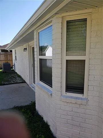 644 Camelia Ave — Photo 12