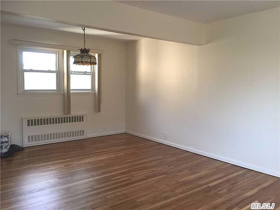 4th image of 15746 21st Ave #2