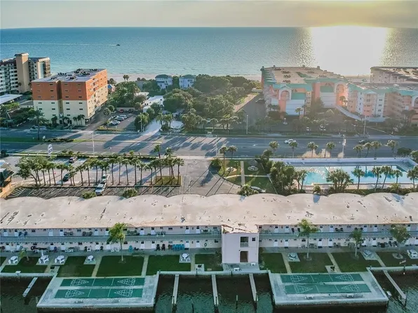 18399 Gulf Blvd APT 372, Indian Shores, FL 33785