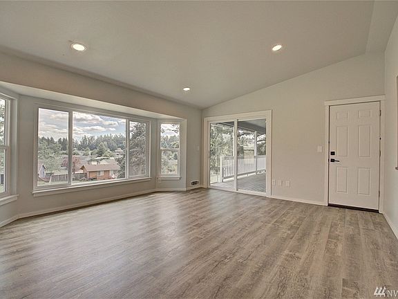 4th image of 9235 Deerbrush Ct SE