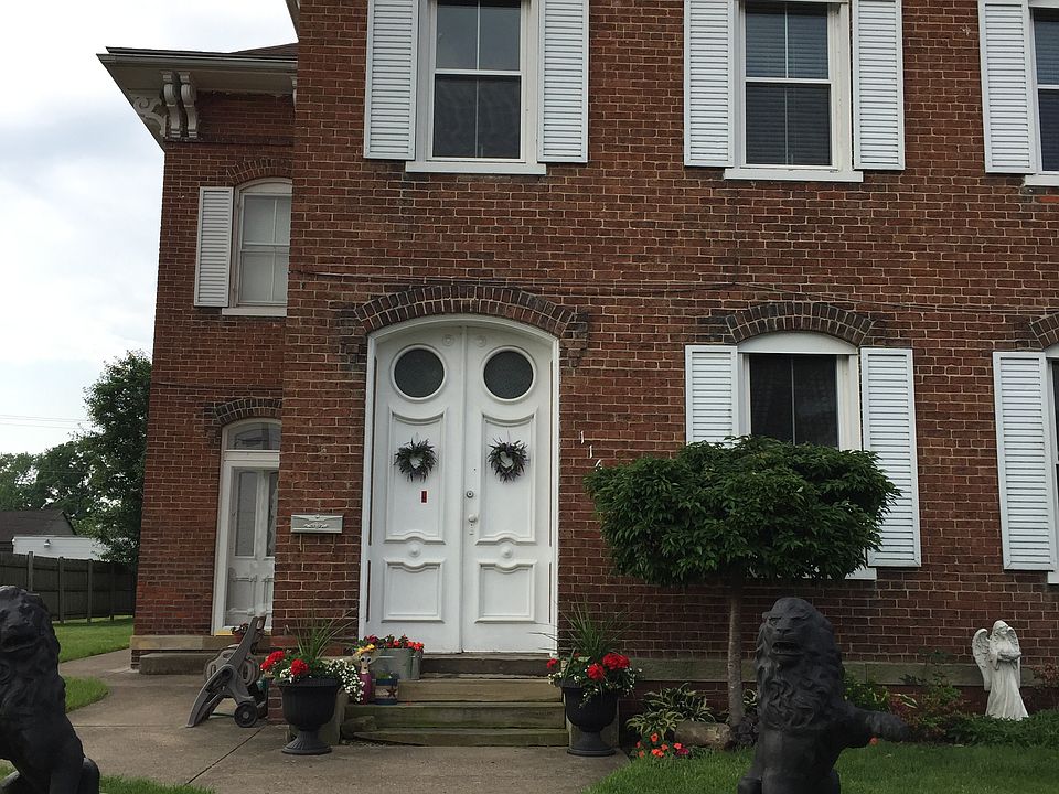 HOME FOR SALE BY OWNER
