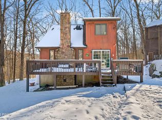 3111 Cherry Ridge Rd, Bushkill, PA 18324
