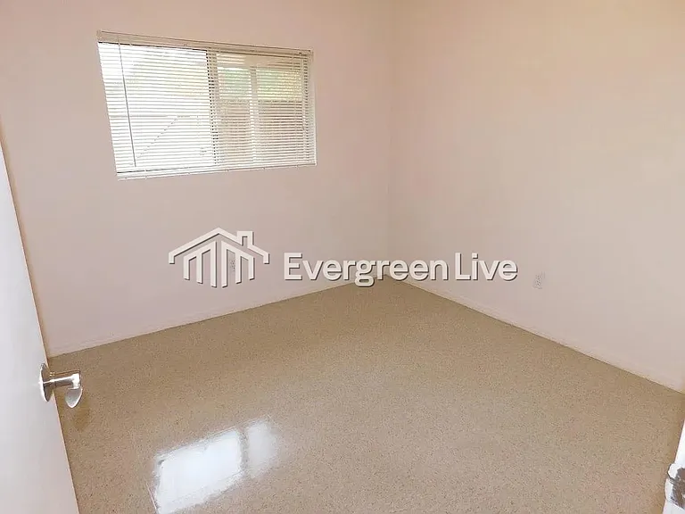 55 Callan Ct — Photo 17