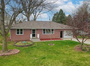 235 S Chestnut St, Fremont, IA