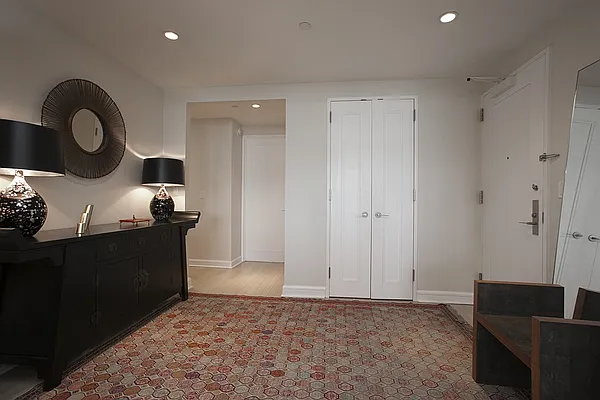 Sold by BLU Real Estate | media 16