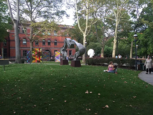 Rented by MNS | media 30