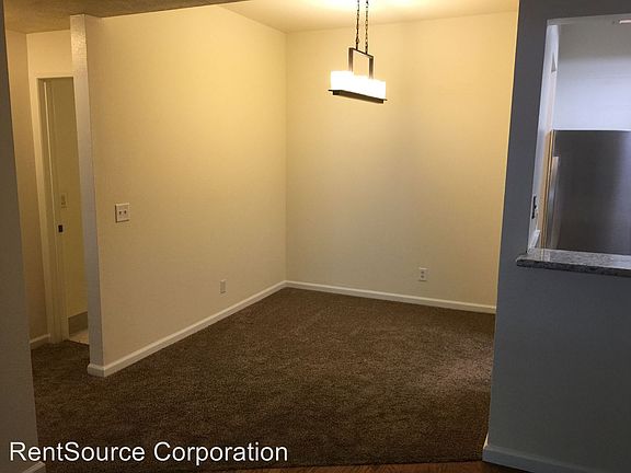 4th image of 24129 Del Monte Dr Unit 167