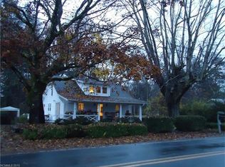 949 Calvert Rd, Brevard, NC 28712