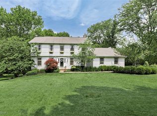 75 Kenton Rd, Chagrin Falls, OH 44022