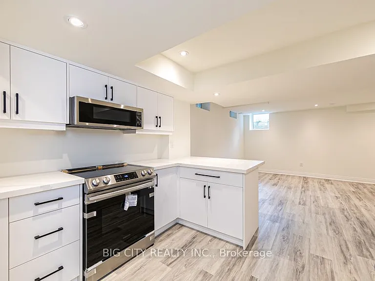 32 Conchita St #LOWER — Photo 2