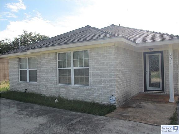 2nd image of 2614 Lakeshore Dr