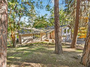 1159 Emma St, Ashland, OR 97520