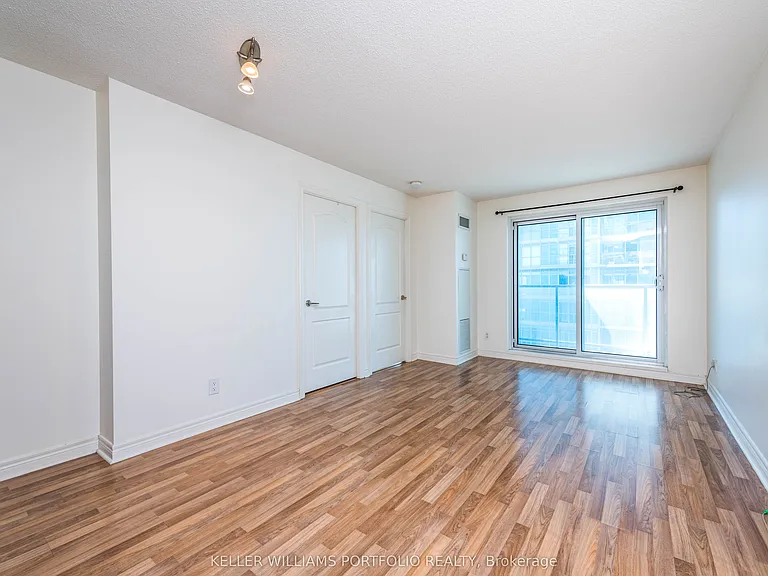 70 Town Centre Ct #806 — Photo 14